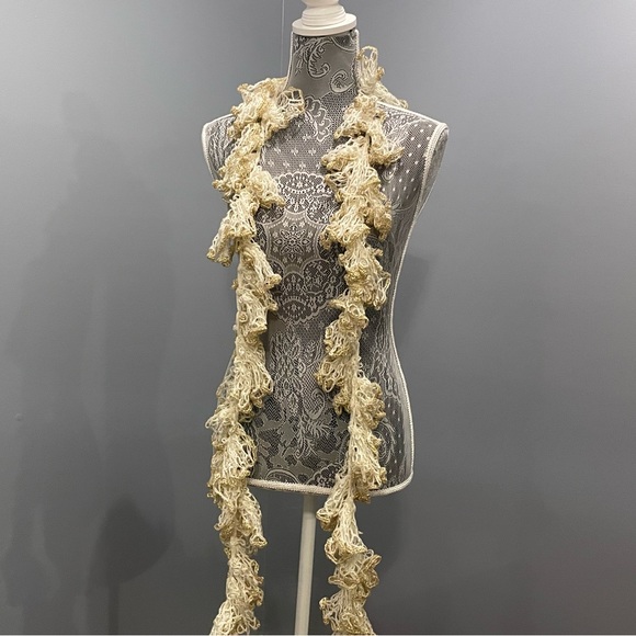 Handmade Scarf - Picture 3 of 4